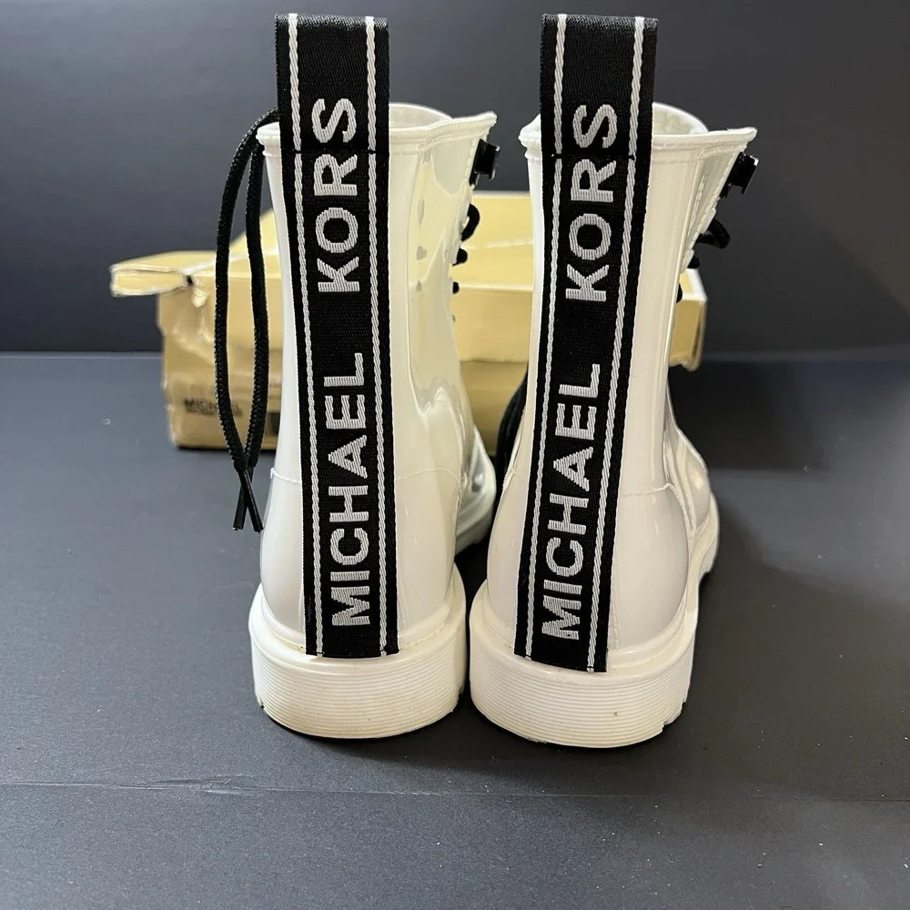 Michael Kors White Patent Leather Lace Up Boots Size 8M Grunge Rock Goth Biker